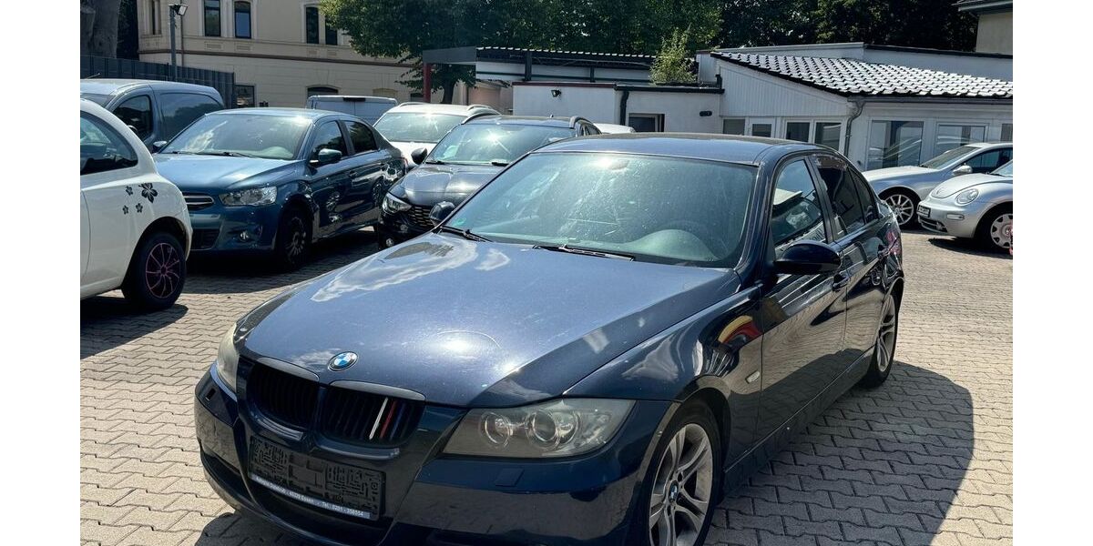 BMW 318 302.000 km 1.750 &euro; Castrop-Rauxel 44575