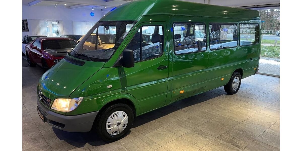 Mercedes-Benz Sprinter 149.000 km 8.990 &euro; Datteln 45711