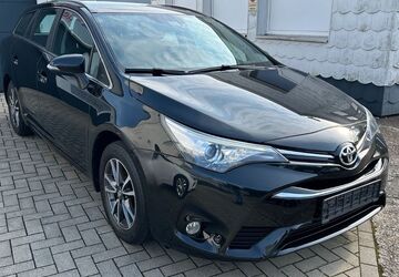 Toyota Avensis 167.000 km 7.990 &euro; Herten 45701