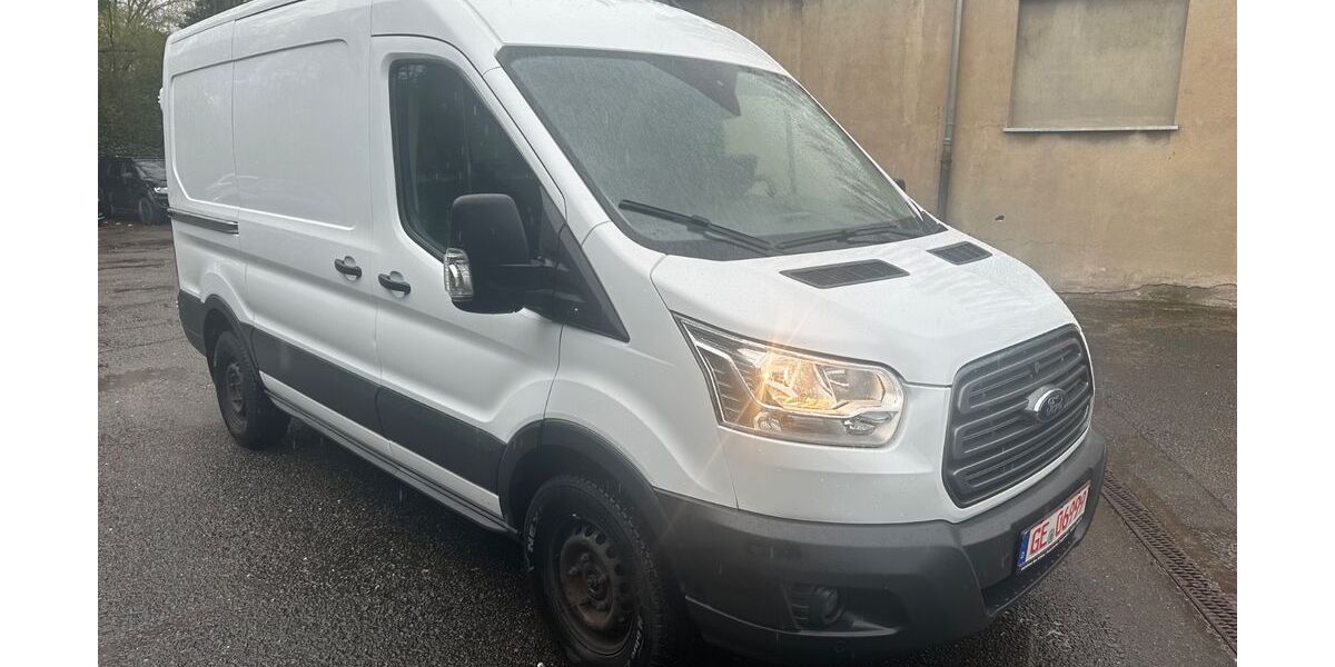 Ford Transit 196.184 km 10.950 &euro; Gelsenkirchen 45899