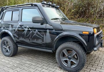 Lada Niva 9.900 km 28.900 &euro; Hagen 58099