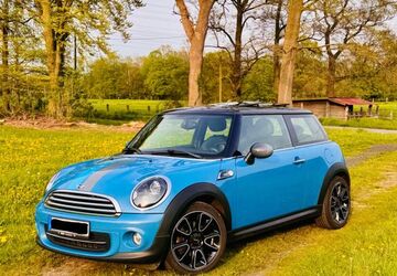 Mini Cooper 87.400 km 7.900 &euro; Marl 45768