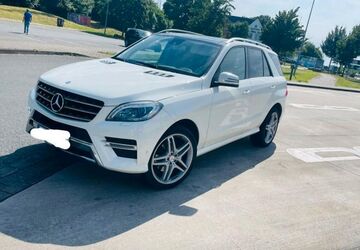 Mercedes-Benz ML 350 307.000 km 14.250 &euro; lünen 44536