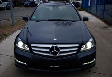 Mercedes-Benz C 250 234.000 km 8.300 &euro; Bottrop 46242