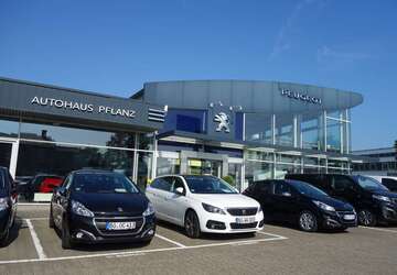 Peugeot 3008 26.112 km 33.310 &euro; Bochum 44801