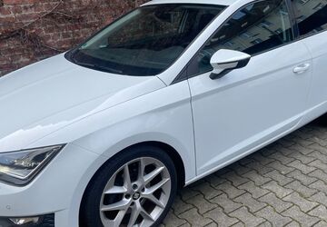 Seat Leon 141.000 km 12.250 &euro; Hagen 58089