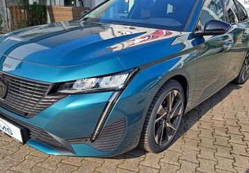 Peugeot 308 28.363 km 20.990 &euro; Essen 45307
