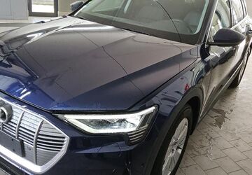 Audi e-tron 39.998 km 28.640 &euro; Hagen 58091