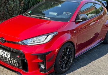 Toyota Yaris 9.500 km 38.400 &euro; Bergkamen 59192