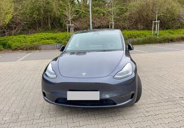 Tesla Model Y 60.000 km 30.995 &euro; Bochum 44879