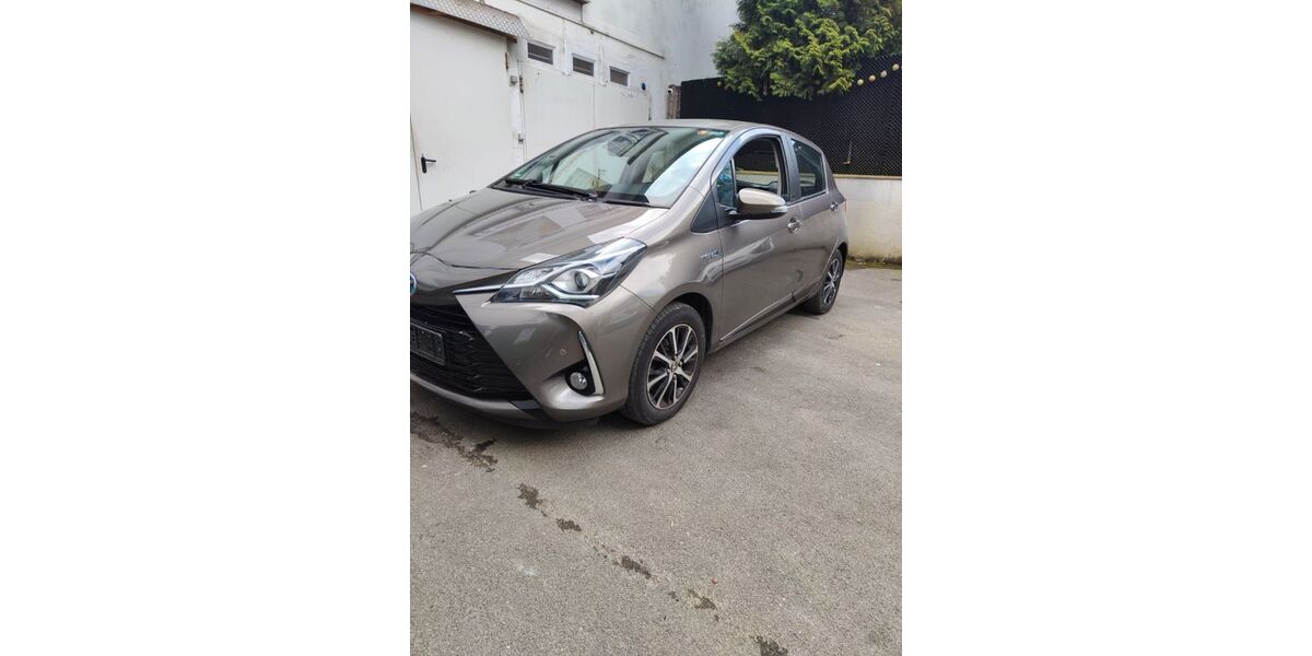 Toyota Yaris 89.300 km 12.500 &euro; Hagen 58093