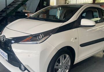 Toyota Aygo (X) 81.000 km 6.990 &euro; Bottrop 46238
