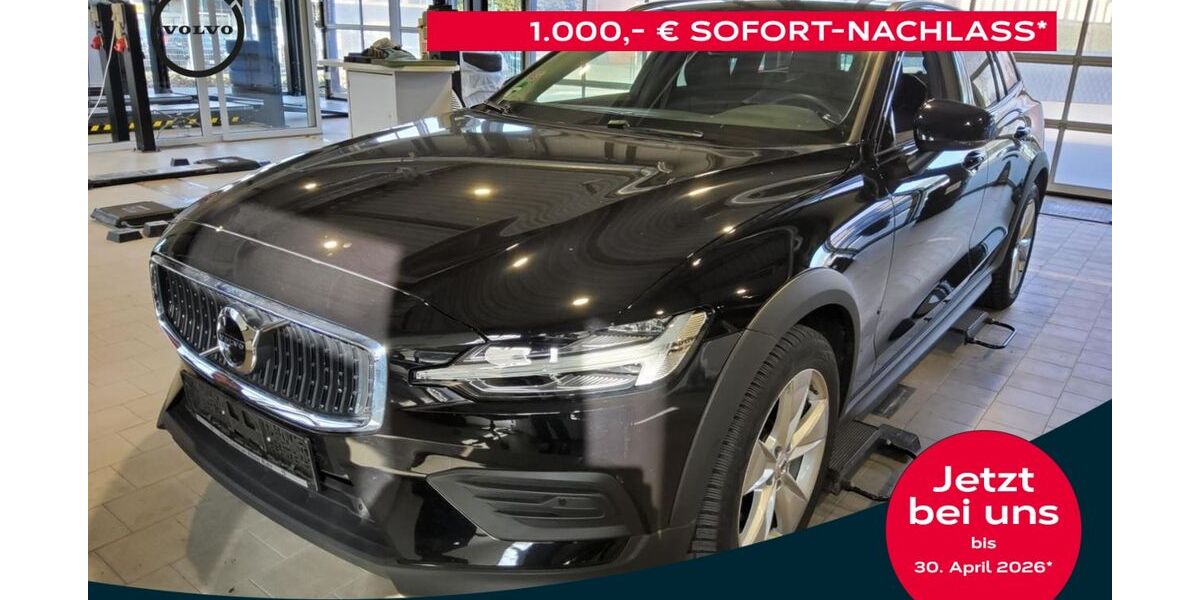 Volvo V60 Cross Country 29.518 km 30.990 &euro; Essen-Kray 45309