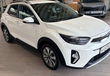 Kia Stonic 13.194 km 16.450 &euro; Gladbeck 45968