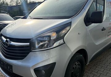 Opel Vivaro 219.000 km 7.600 &euro; Essen 45356