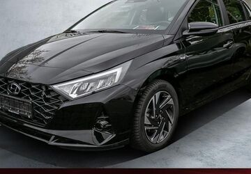 Hyundai i20 49.474 km 15.890 &euro; Kamen 59174
