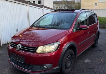 VW Touran 173.330 km 8.990 &euro; Essen 45326