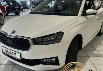 Skoda Fabia 13.423 km 15.970 &euro; Gelsenkirchen 45881