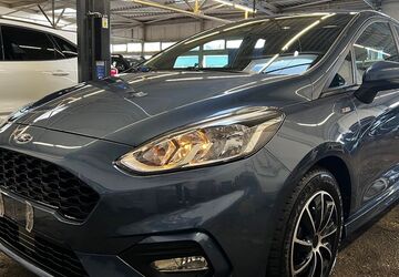 Ford Fiesta 79.350 km 9.890 &euro; Dortmund 44267