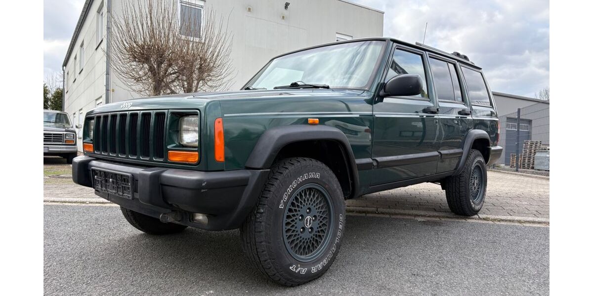 Jeep Cherokee 234.000 km 7.299 &euro; Bochum 44809
