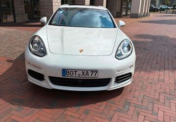 Porsche Panamera 73.000 km 35.999 &euro; Bottrop 46236
