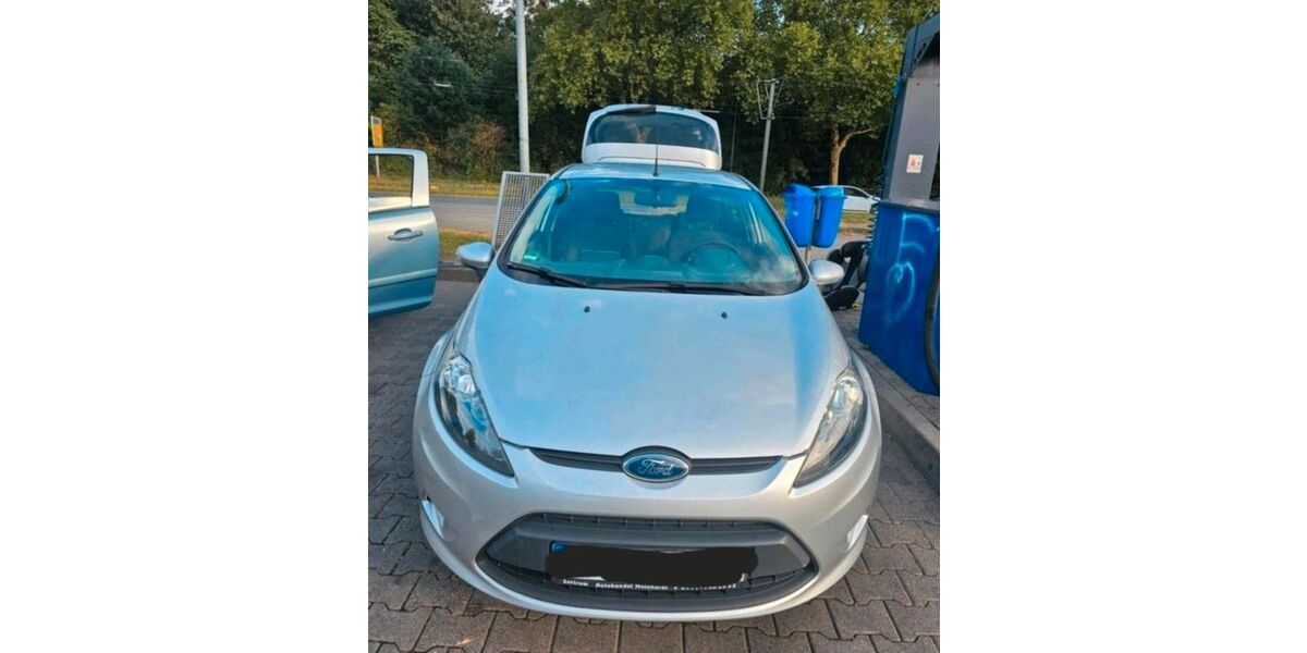 Ford Fiesta 163.000 km 3.500 &euro; Dortmund 44145