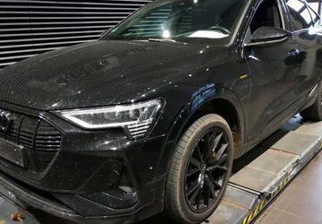 Audi e-tron 76.330 km 35.940 &euro; Hagen 58091