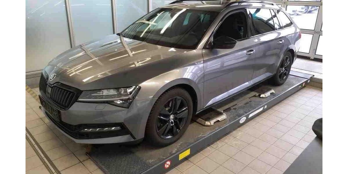 Skoda Superb 75.465 km 35.950 &euro; Hagen 58091