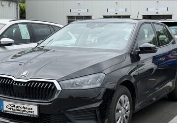 Skoda Fabia 38.325 km 12.950 &euro; Castrop-Rauxel 44579
