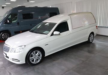 Mercedes-Benz E 250 166.505 km 42.950 &euro; Essen 45329