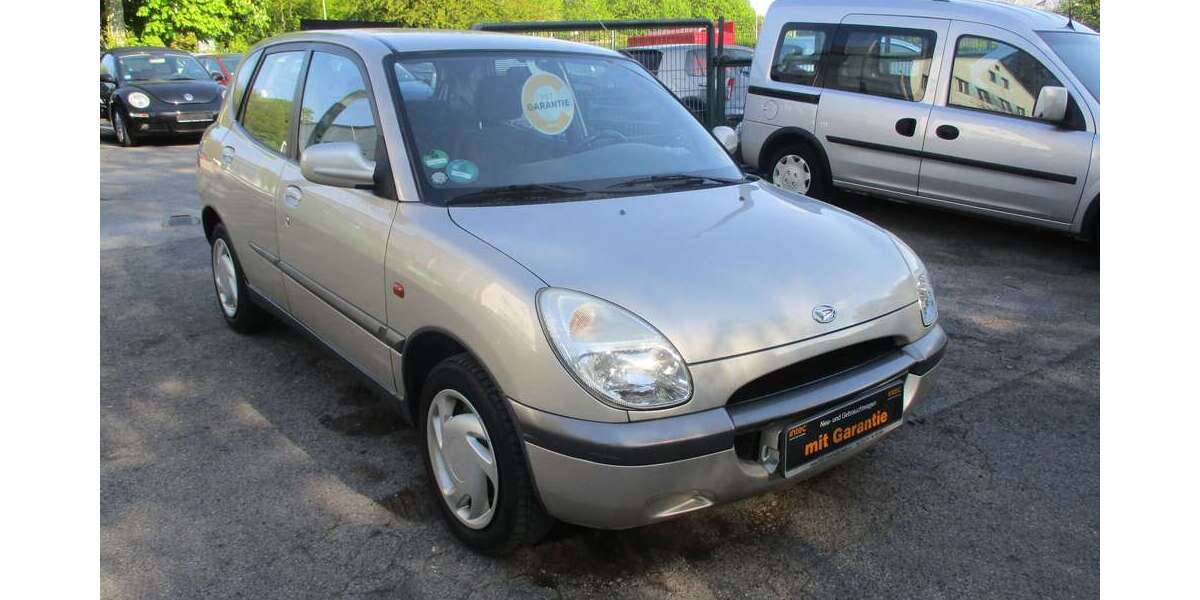 Daihatsu Sirion 93.580 km 2.450 &euro; Essen 45326