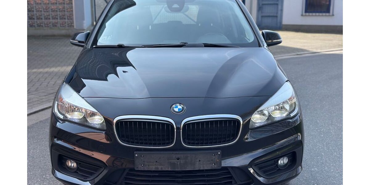 BMW 218 Gran Tourer 198.349 km 5.699 &euro; Essen 45276