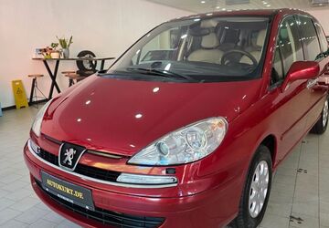 Peugeot 807 300.000 km 1.999 &euro; Recklinghausen 45661