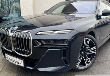 BMW 750 24.387 km 99.999 &euro; Essen 45134