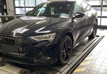 Audi e-tron 27.908 km 31.630 &euro; Hagen 58091