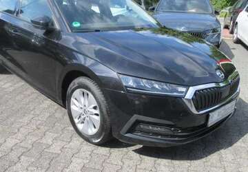 Skoda Octavia Ambition 2.0 TDI DSG NAVI STANDHZG LED ALU 90.840 km 21.988 &euro; Bergkamen 59192