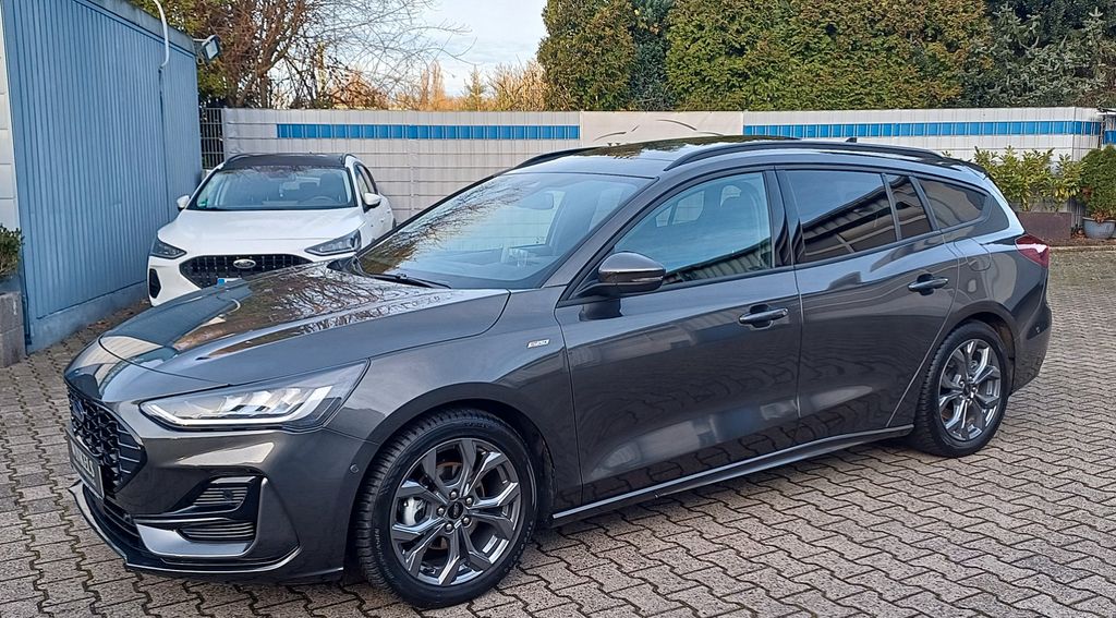 Ford Focus 18.500 km 23.980 &euro; Essen 45307