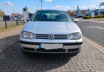 VW Golf 230.996 km 3.200 &euro; Bergkamen 59192