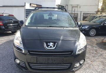 Peugeot 5008 214.000 km 3.390 &euro; Dortmund 44328