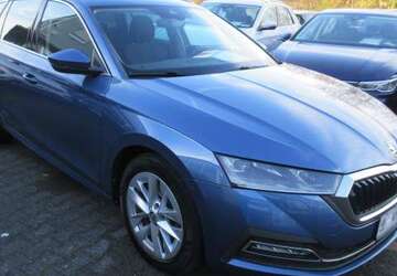 Skoda Octavia Style 2.0 TDI DSG NAVI AHK PANORAMA HEAD U 130.170 km 19.488 &euro; Bergkamen 59192
