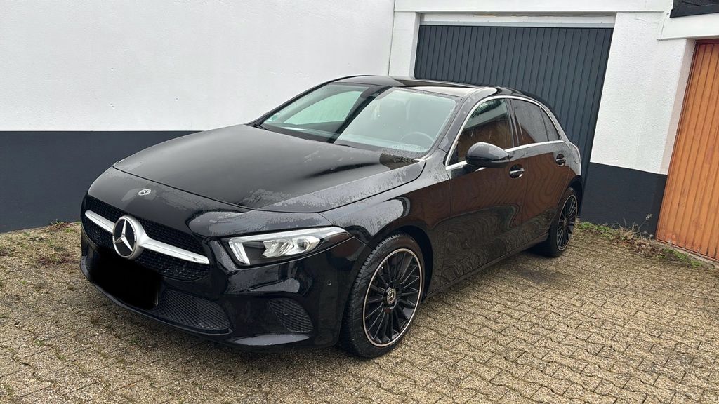 Mercedes-Benz A 180 55.000 km 22.099 &euro; Gelsenkirchen 45879