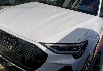 Audi e-tron 32.183 km 44.570 &euro; Hagen 58091