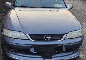 Opel Vectra B 135.800 km 2.890 &euro; Bergkamen 59192