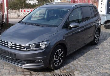 VW Touran 68.400 km 16.800 &euro; Lünen 44532