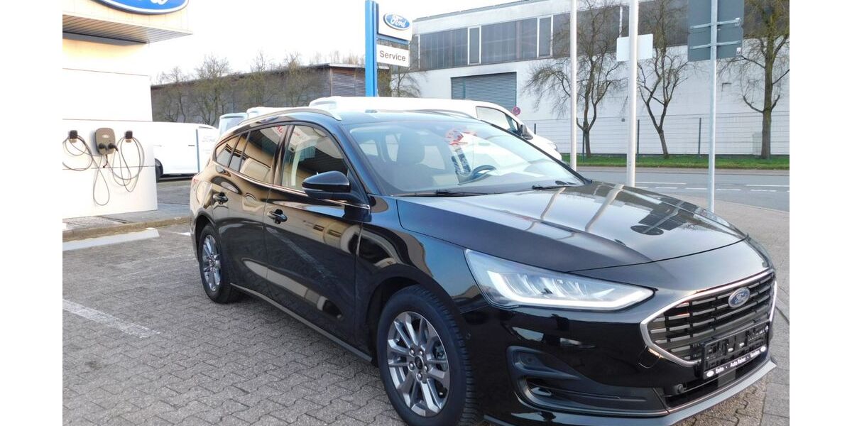 Ford Focus 18.000 km 21.390 &euro; Selm 59379