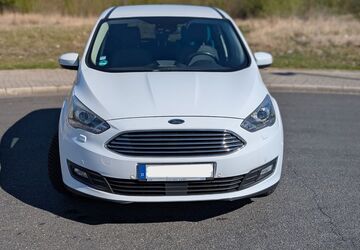 Ford Grand C-Max 63.600 km 14.900 &euro; Essen 45359