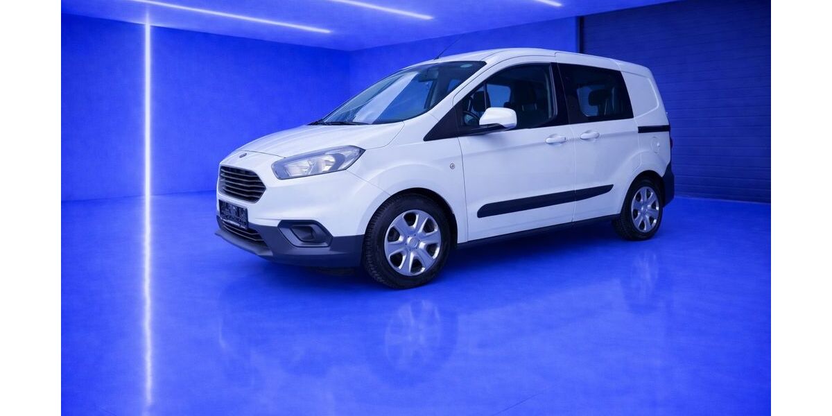Ford Transit Courier 154.000 km 8.800 &euro; Essen 45141