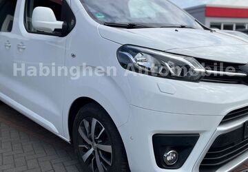 Toyota Proace (Verso) 74.000 km 32.900 &euro; Castrop Rauxel 44579