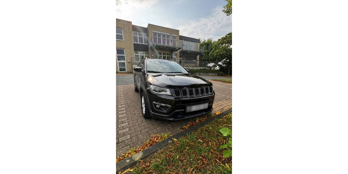 Jeep Compass 82.202 km 18.999 &euro; Essen 45128
