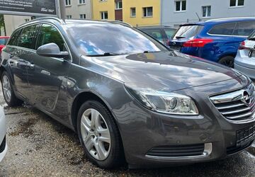 Opel Insignia 218.000 km 4.900 &euro; Essen 45144